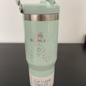 NWT Limited Edition Stanley Seaglass Gloss Tumbler with Flip Straw